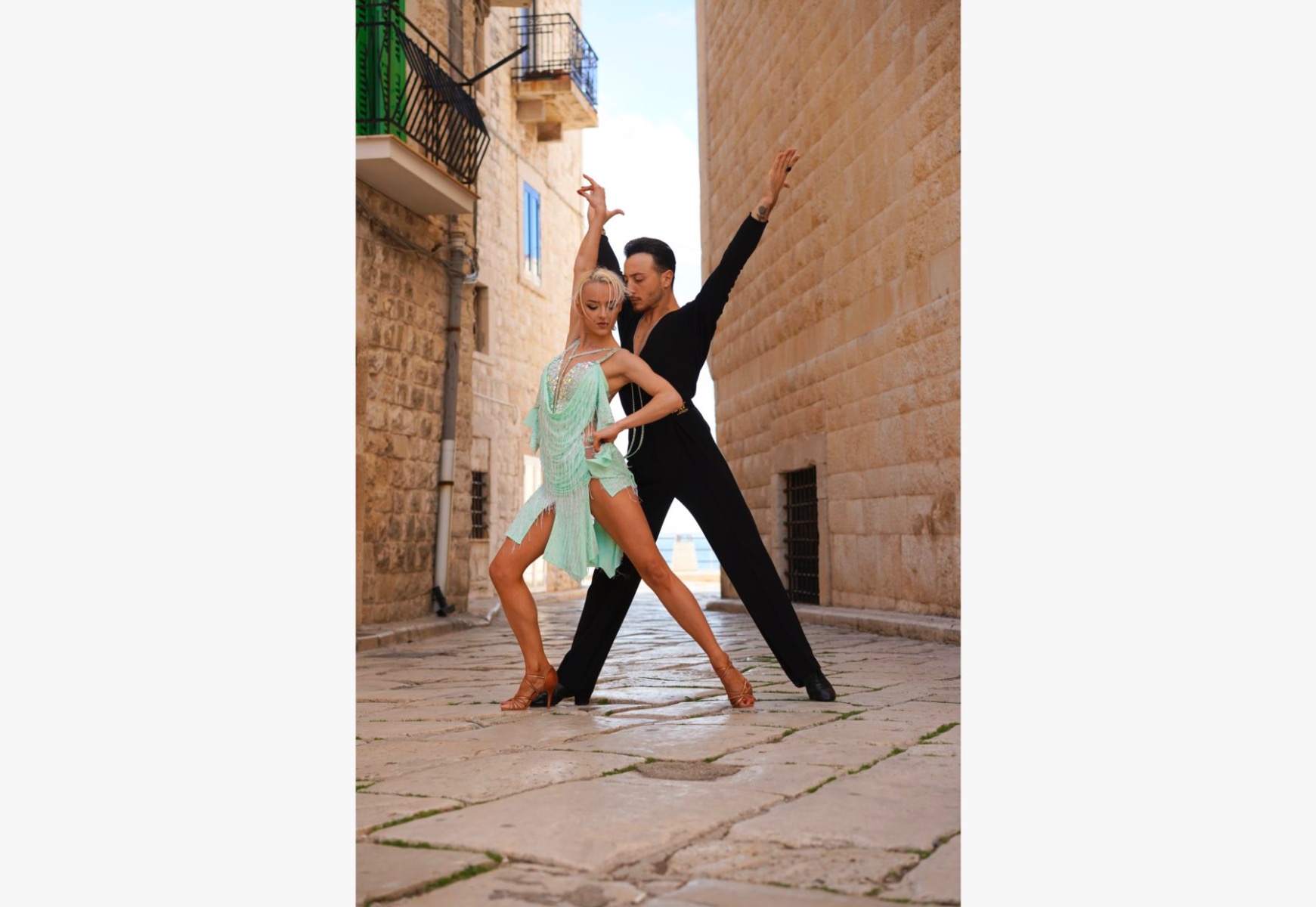 The 8 Most Romantic Ballroom Dances Ever